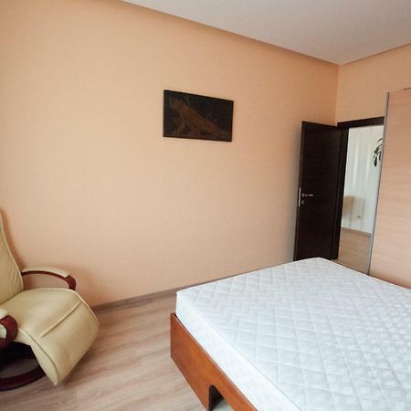 Prestige Apartment Komarno Luaran gambar